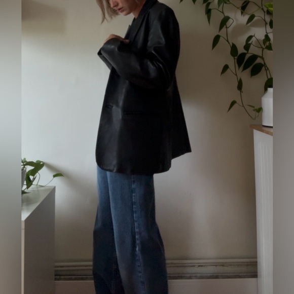Vintage Screaming Eagle Leather Blazer – Y2K Business-Core Aesthetic - Picture 2 of 6